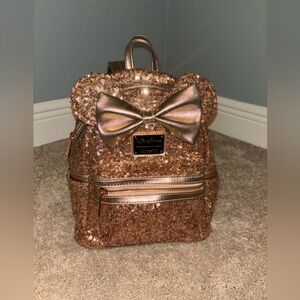DISNEY LOUNGEFLY briar rose mini backpack not sold anymore, very good condition